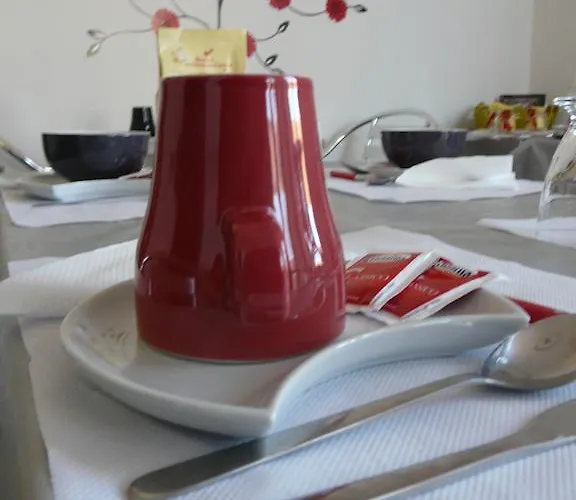 Al Castello فندق مبيت وإفطار Foglizzo